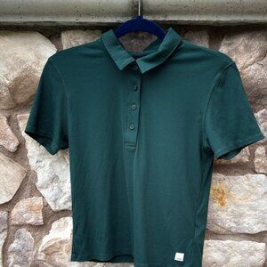 Vuori Women’s Fitted Polo Shirt Green Size Large Short Sleeve Stretch Preppy